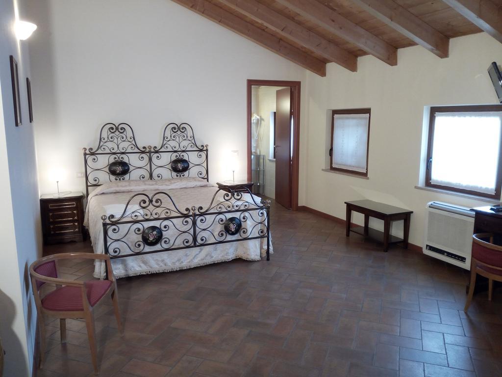 Bb Mambrotta Vendégház San Martino Buon Albergo Kültér fotó