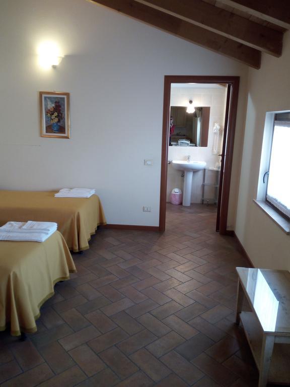 Bb Mambrotta Vendégház San Martino Buon Albergo Kültér fotó