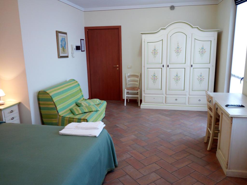 Bb Mambrotta Vendégház San Martino Buon Albergo Kültér fotó