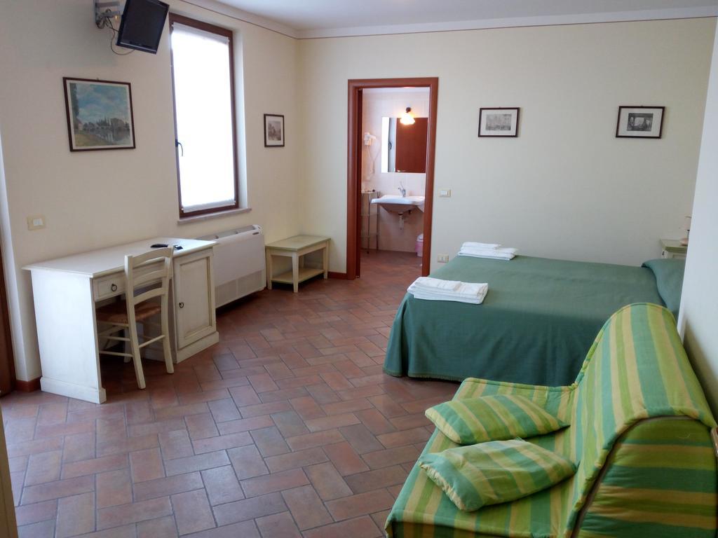 Bb Mambrotta Vendégház San Martino Buon Albergo Kültér fotó